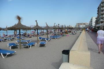 Fine closed calas surrounded by a great landscape